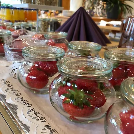 Schwarzwaldhof Hotell 3*